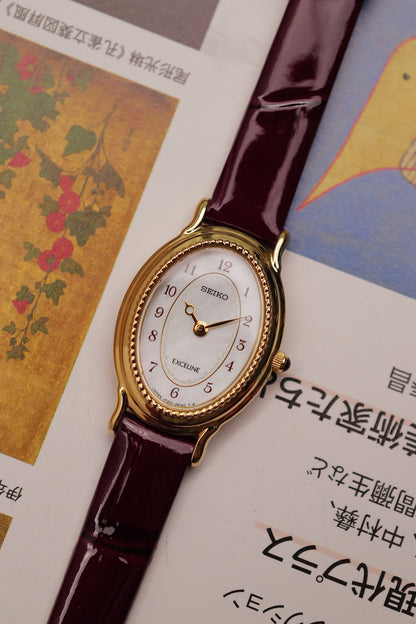 Seiko Exceline Mother of Pearl with beaded bezel Circa. 1992