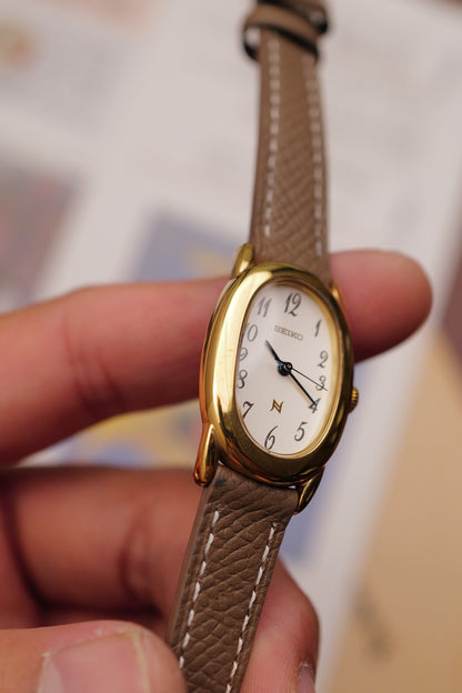 Seiko Ladies "Baignoire" Gold Circa. 1995