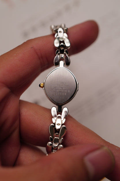 Seiko Exceline Mother of Pearl dial Tear-drop Bracelet Circa.1992