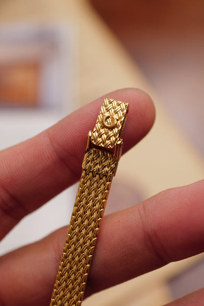 Omega De-ville "Woven-links oval" Circa. 1980s