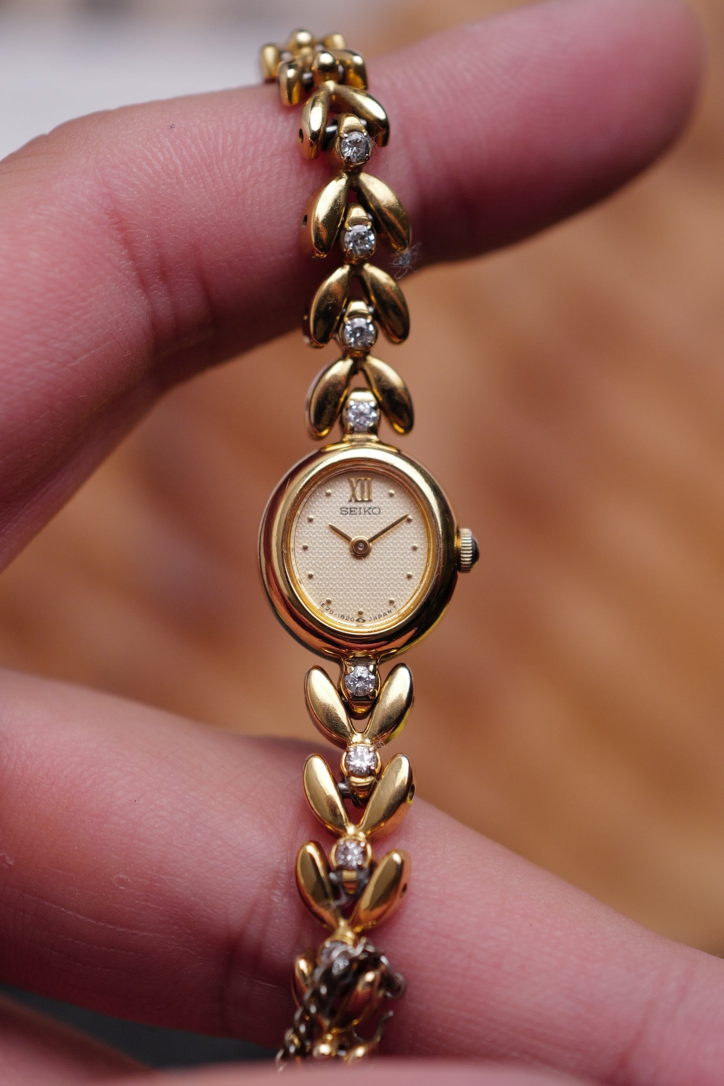 Seiko "Floral stones" Circa. 1987