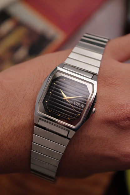 Seiko Quartz "Shutters" Circa. 1994