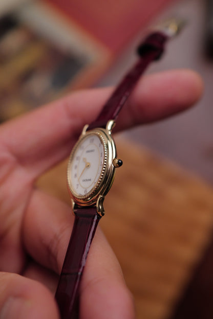 Seiko Exceline Mother of Pearl with beaded bezel Circa. 1992