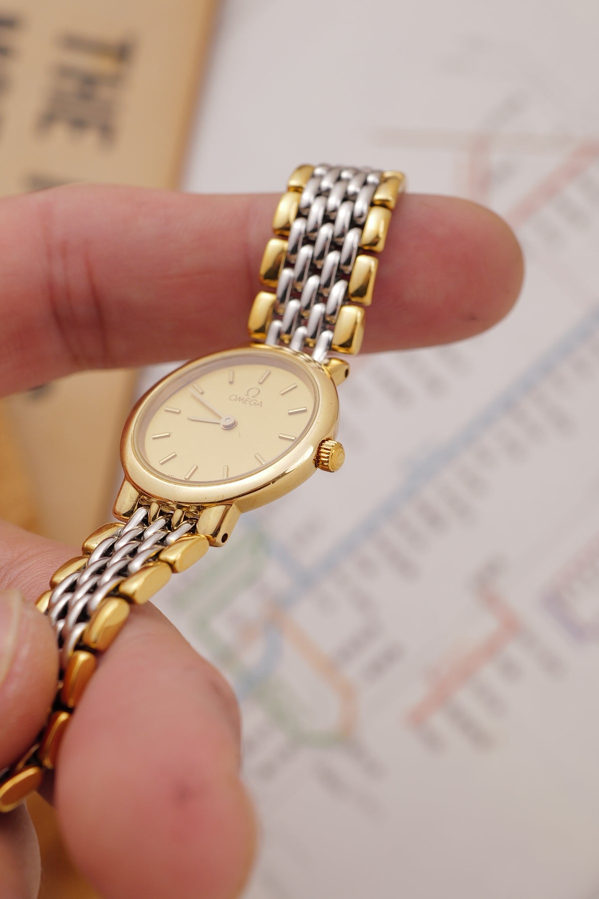 Omega De-ville "Classic 2-tone" Circa. 1990s