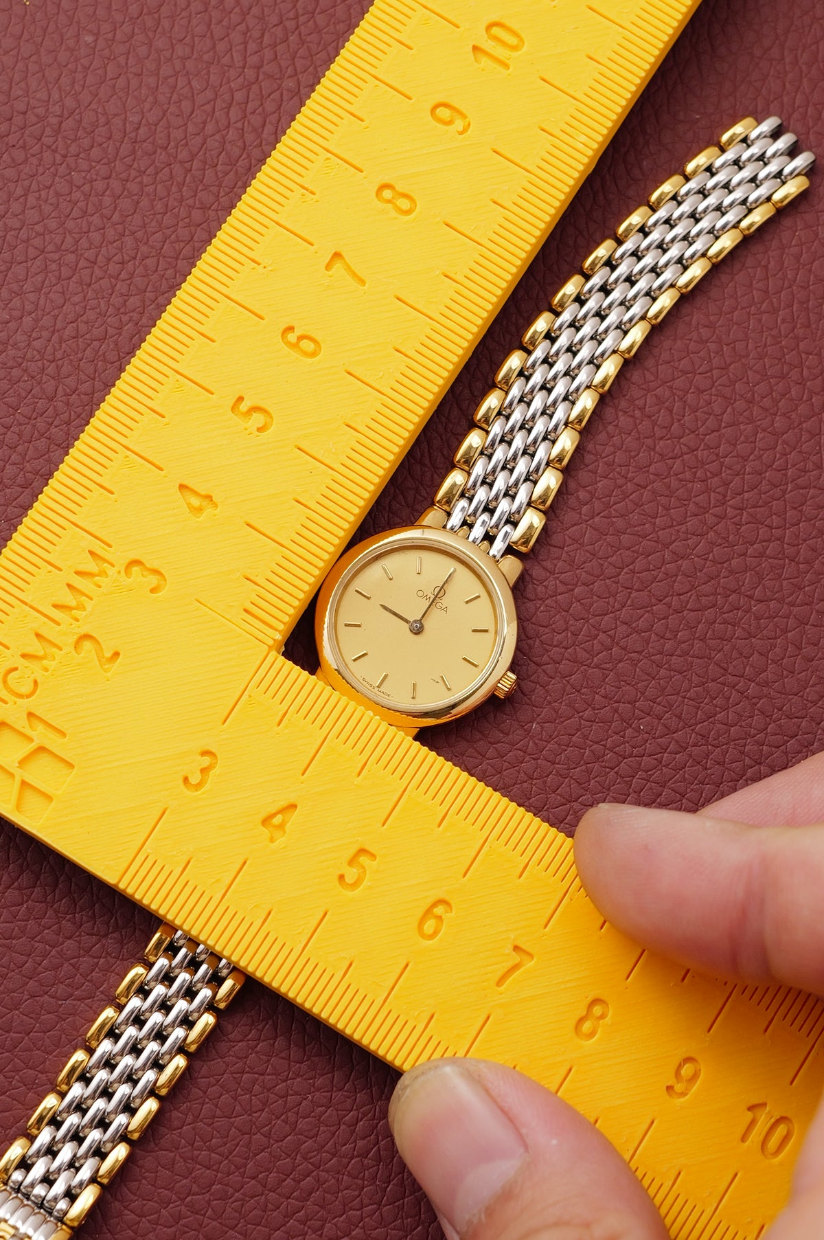 Omega De-ville "Classic 2-tone" Circa. 1990s