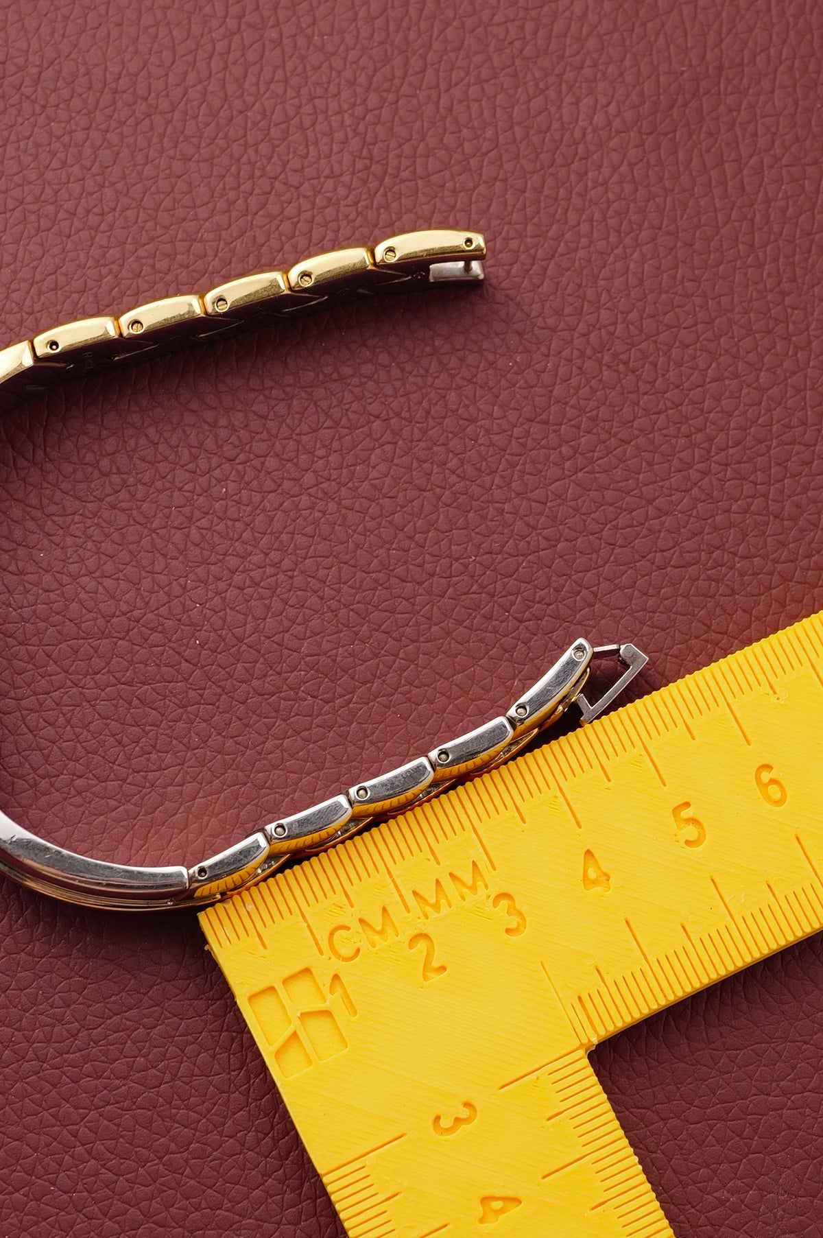 Seiko Bangle "2-tone" Circa. 1990s