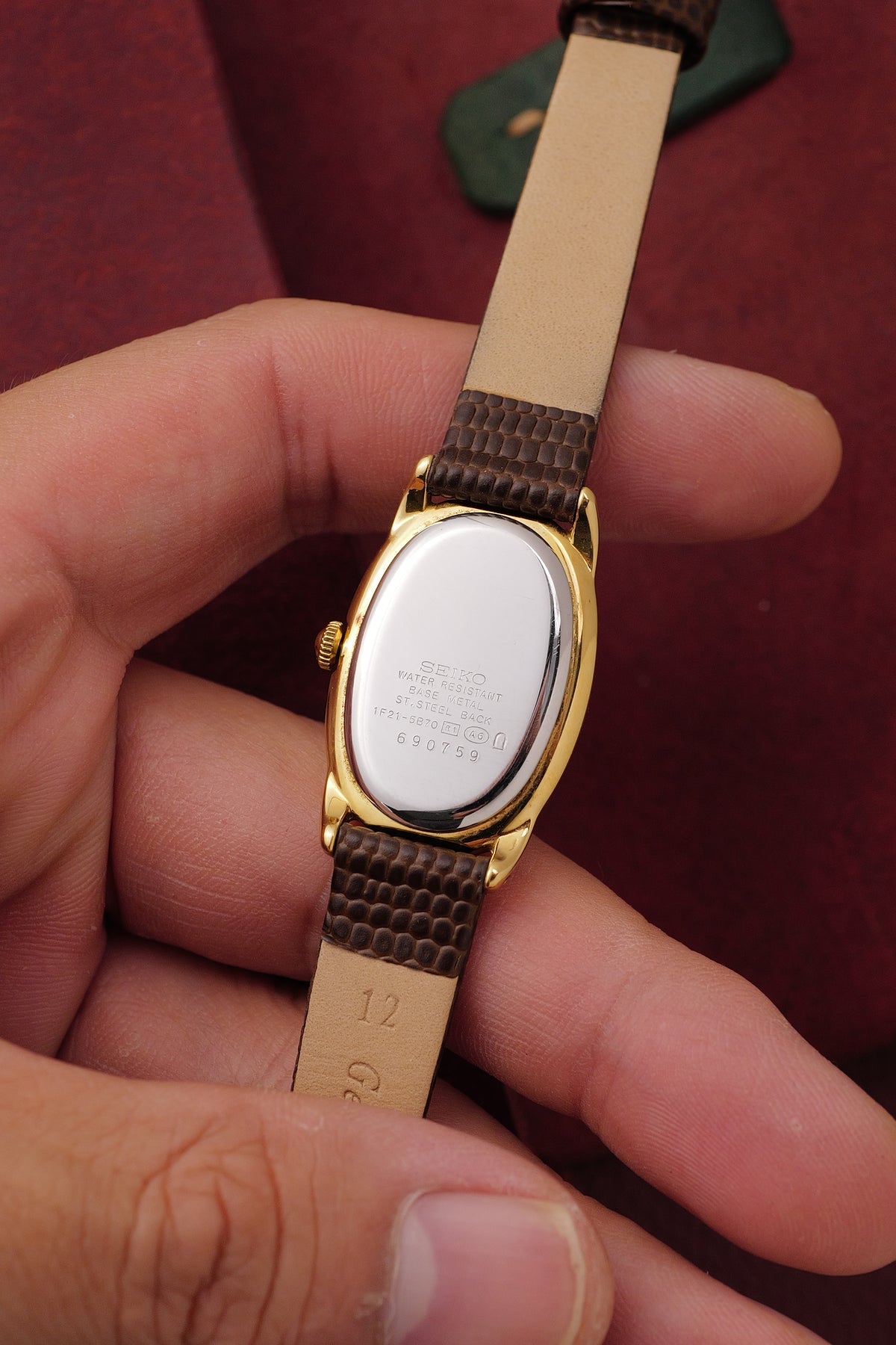 Seiko Ladies "Baignoire" Gold Circa. 1995