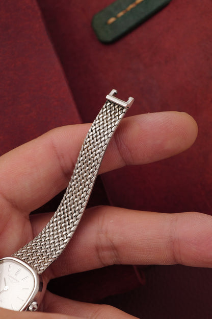 Longines "Cushion" Integrated Bracelet w/ Adjustable Buckle Circa. 1990s