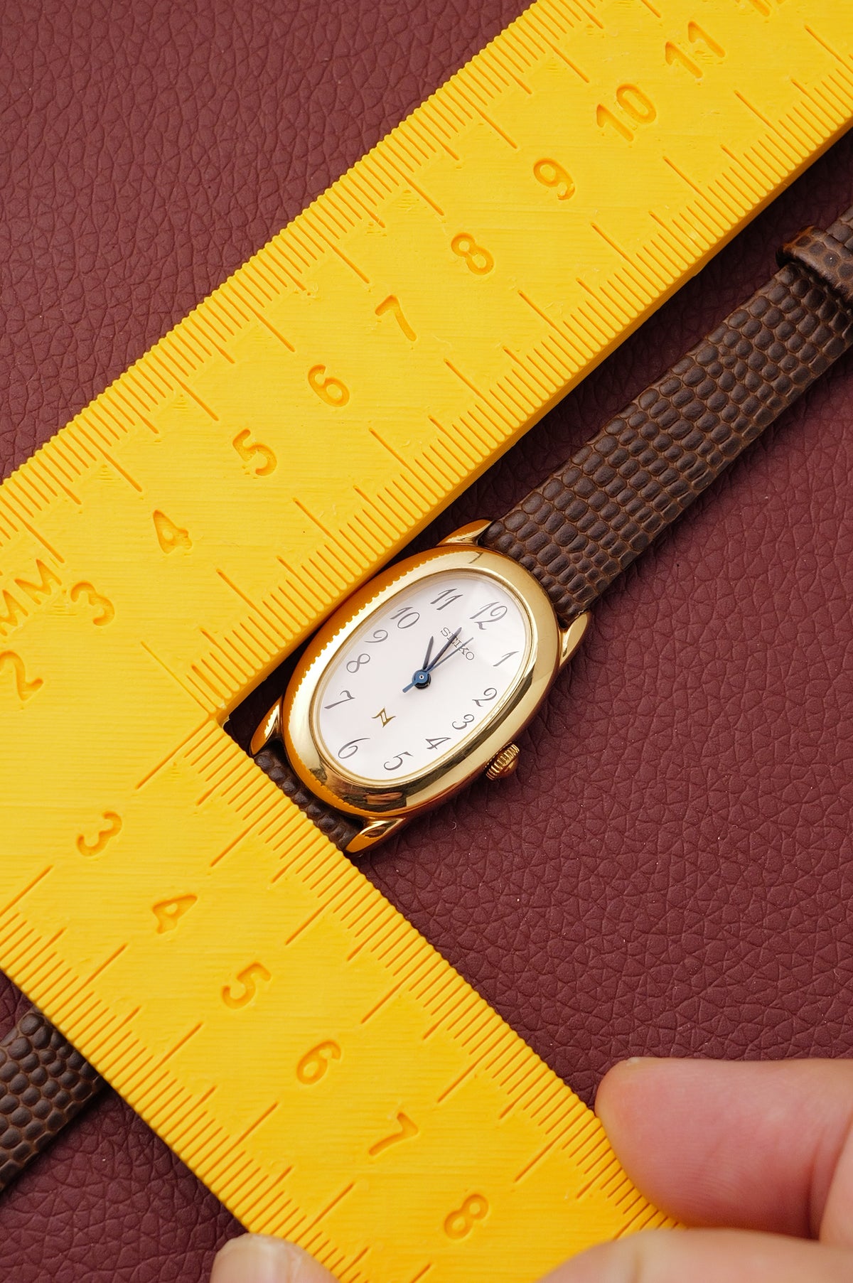 Seiko Ladies "Baignoire" Gold Circa. 1995
