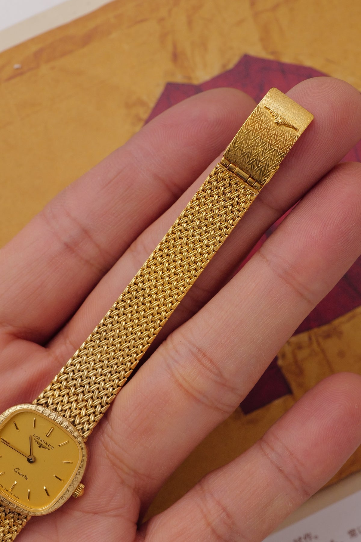 Longines integrated Bracelet Ladies Quartz with adjustable buckle Circa. 1990s
