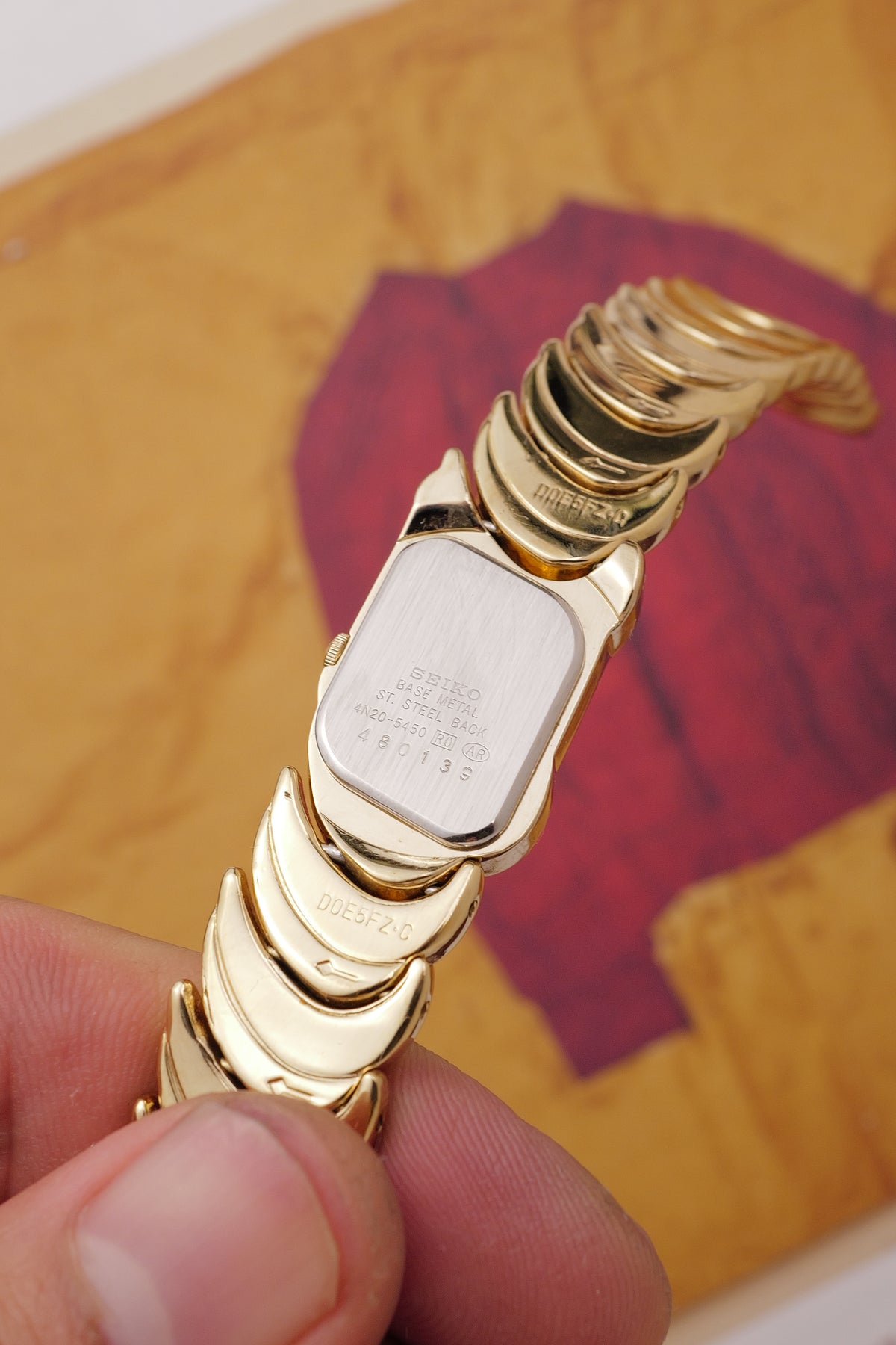 Seiko Quartz "Molten Loop" Circa.1994 (Rare Curation)