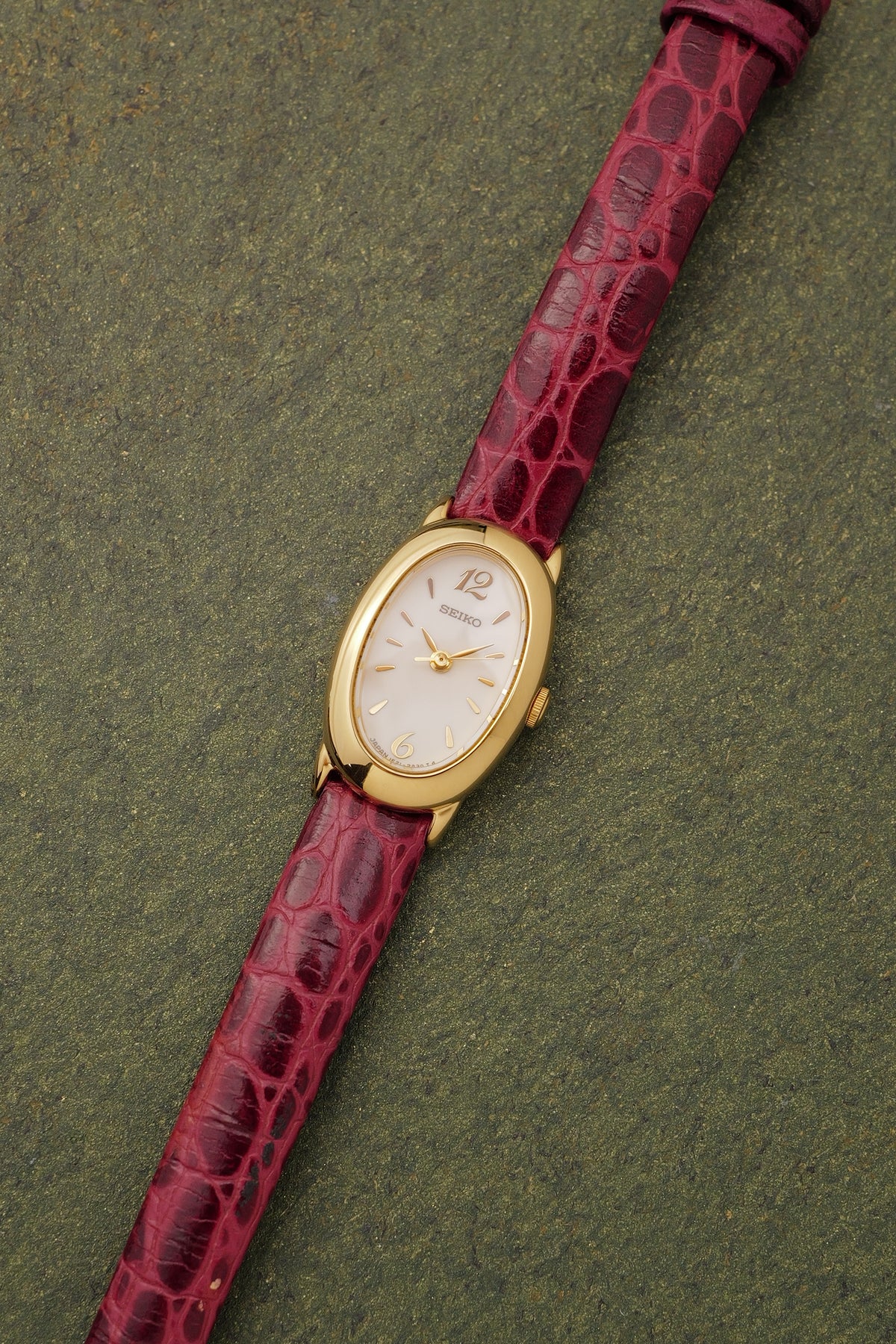 Seiko Ladies "Baignoire" Mini Circa. 1990