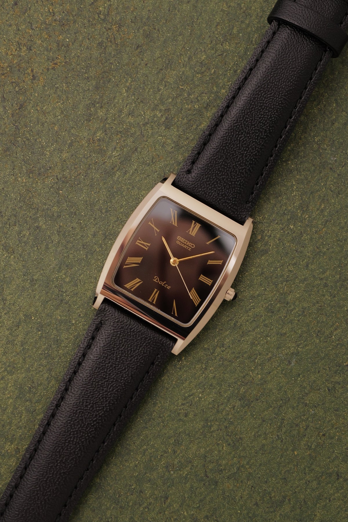 Seiko Dolce "Tonneau onyx" Circa. 1981