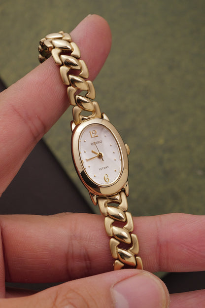 Seiko Mini Baignoire on Factory Bracelet Circa.1997