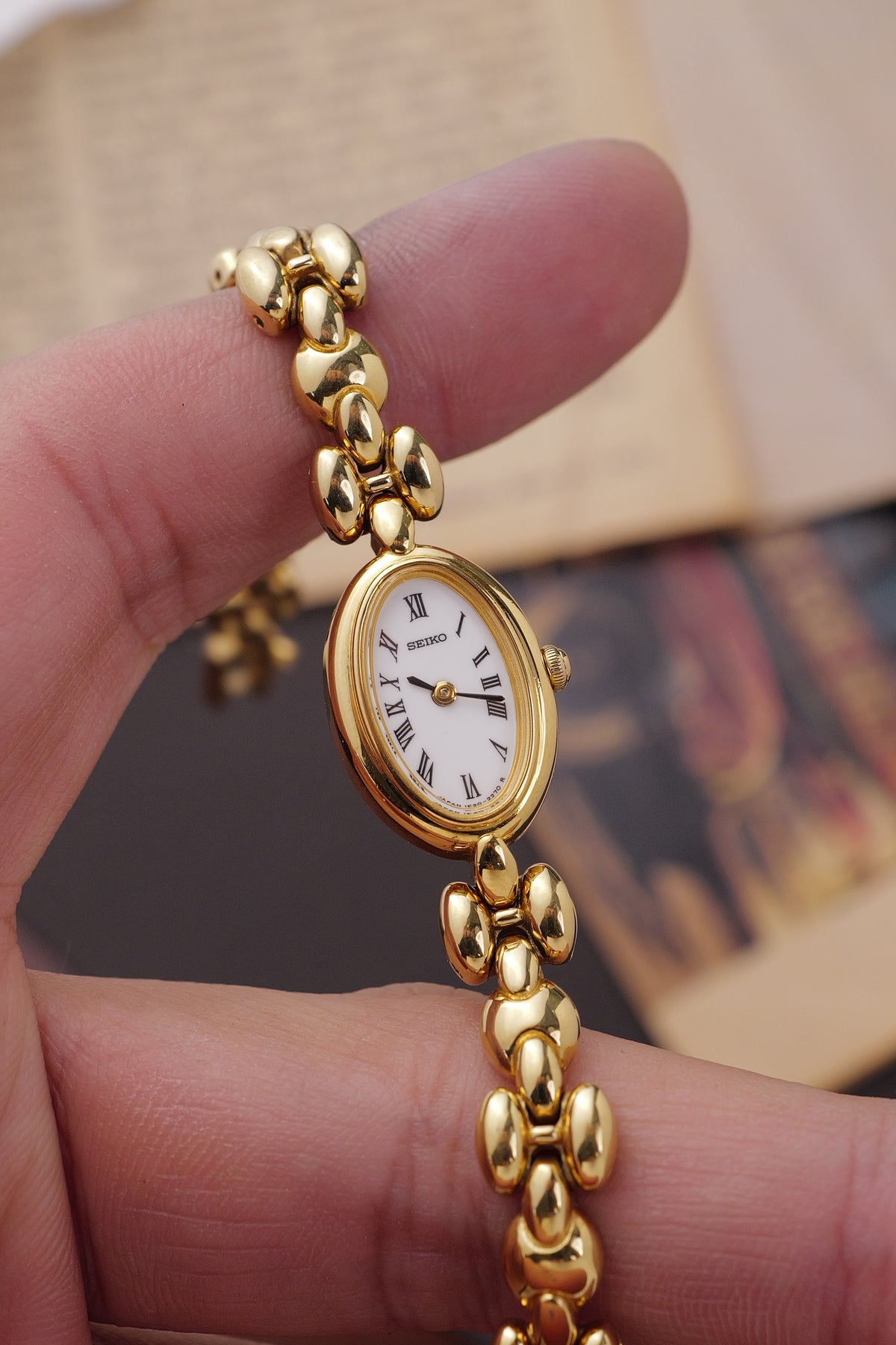 Seiko Mini Oval Circa. 1990s