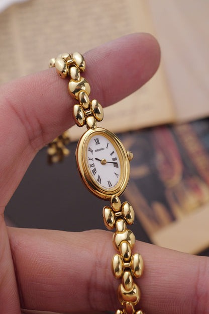 Seiko Mini Oval Circa. 1990s