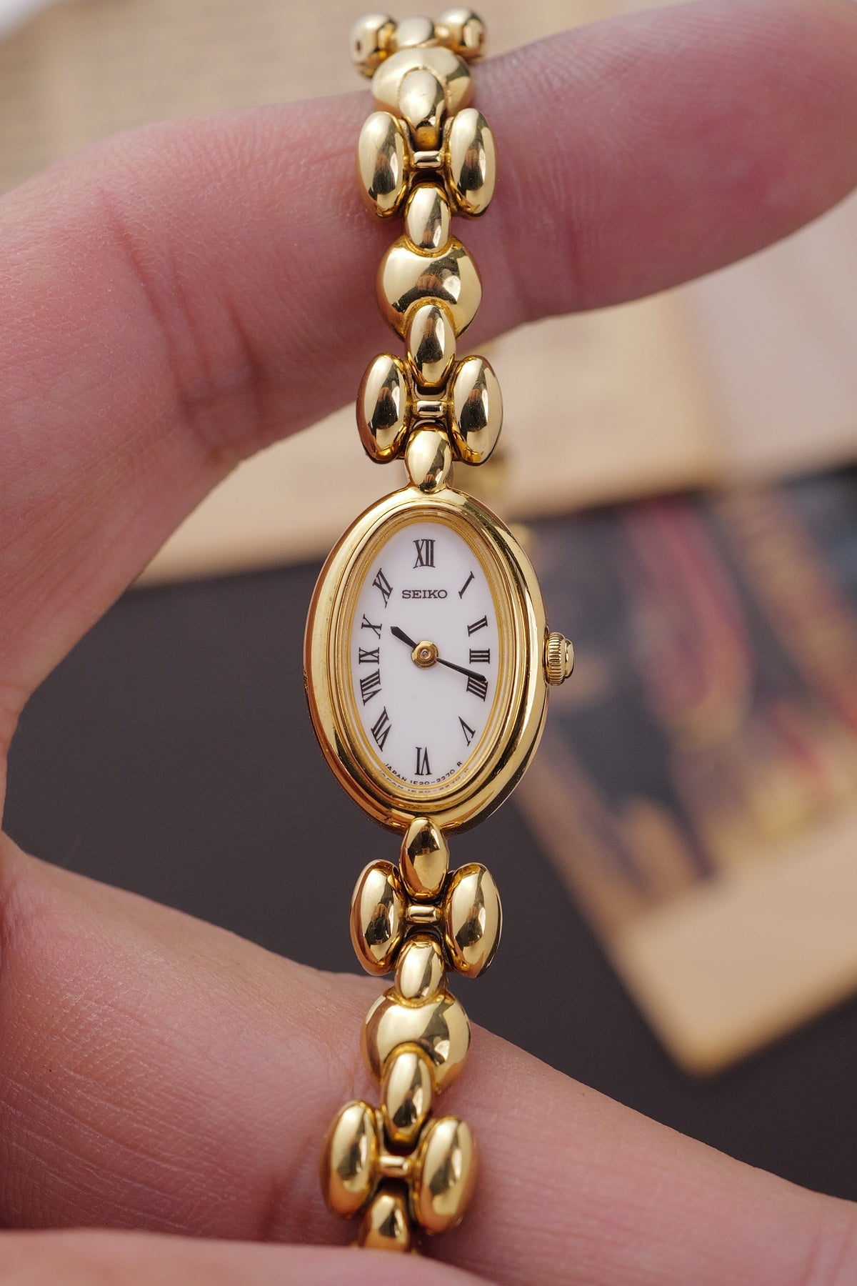 Seiko Mini Oval Circa. 1990s