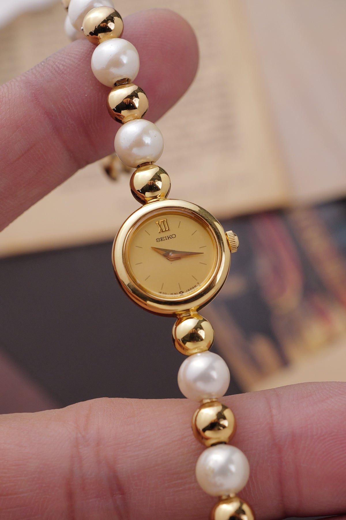 Seiko Pearly Beaded Circa. 1990s